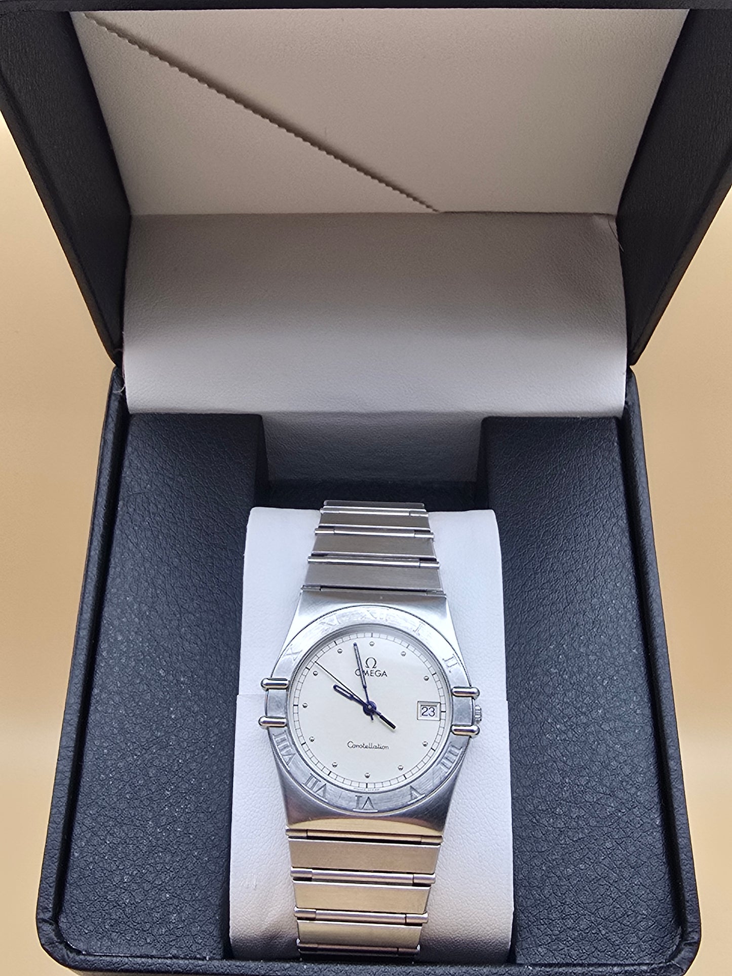 Omega Constellation Manhattan