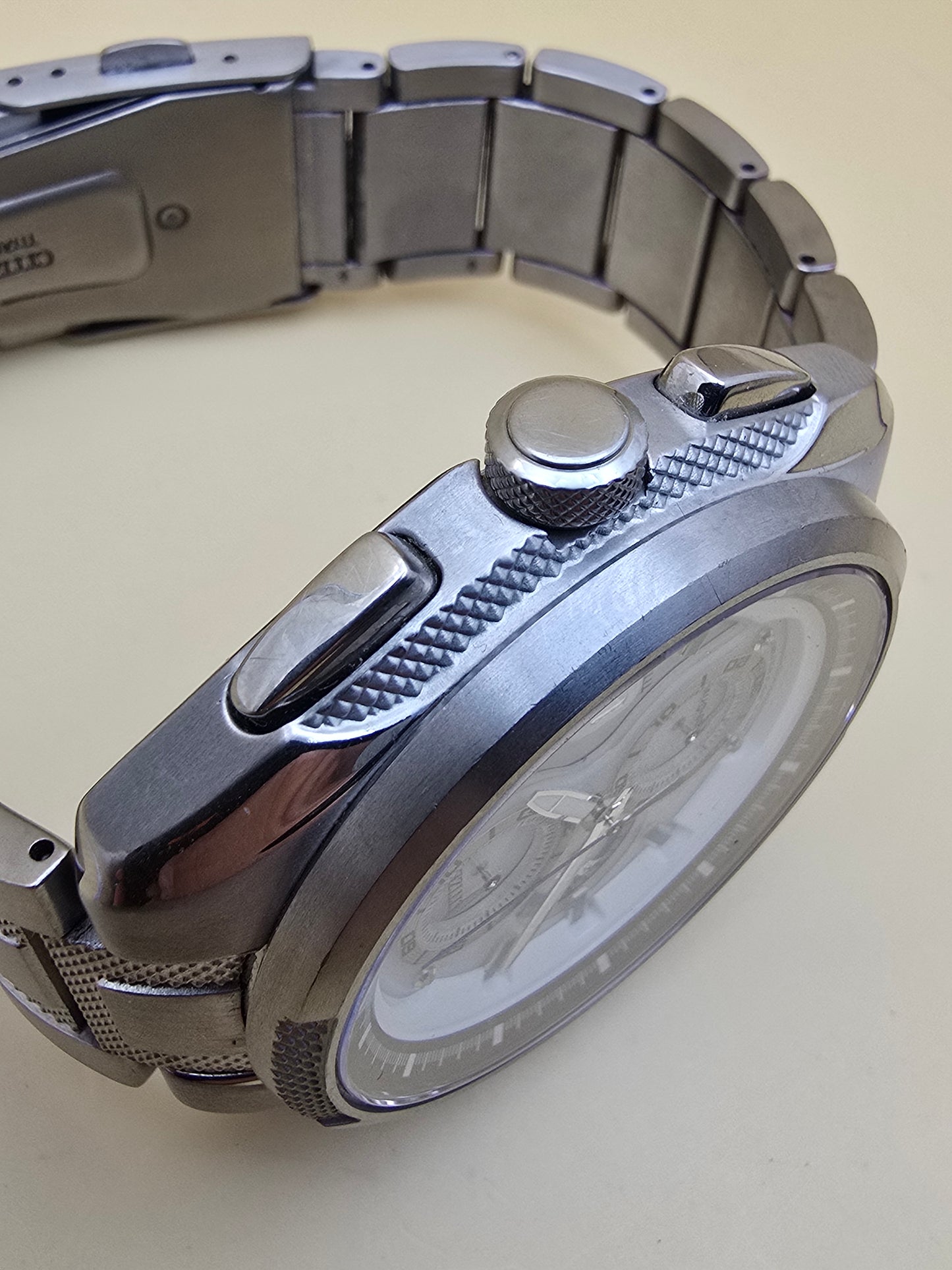 Citizen Super Titanium 42mm cutie originală