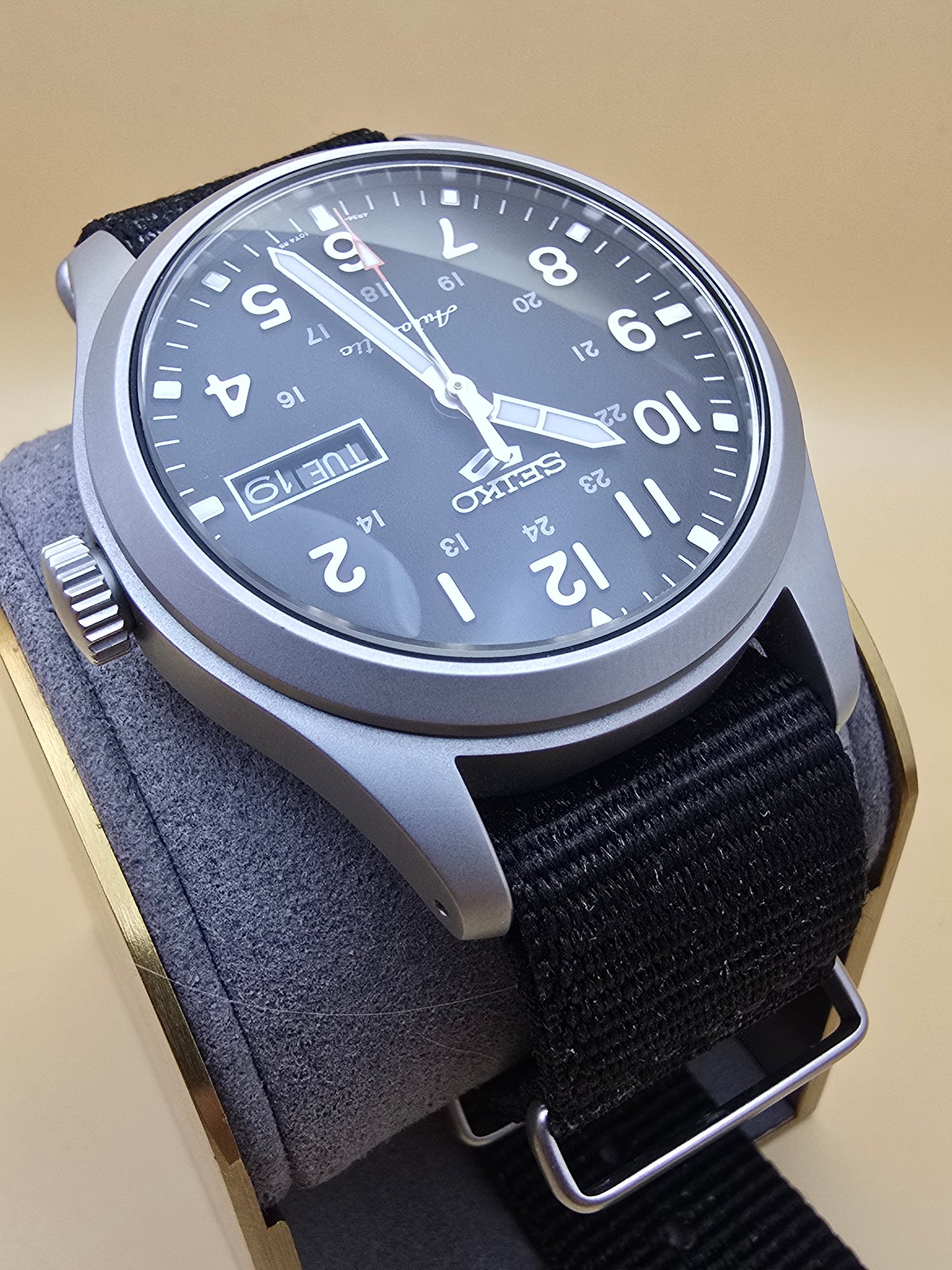 Seiko 5 Sports Field 39.3mm 11.2025 full set