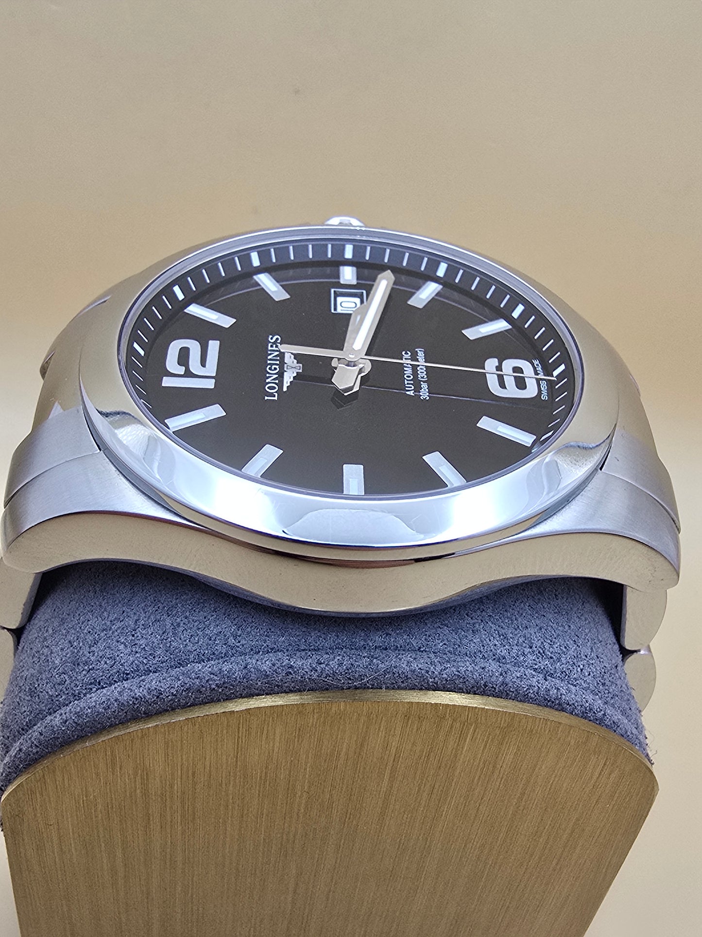 Longines Conquest 44mm L888 2024 cutie/supracutie/acte REZERVAT