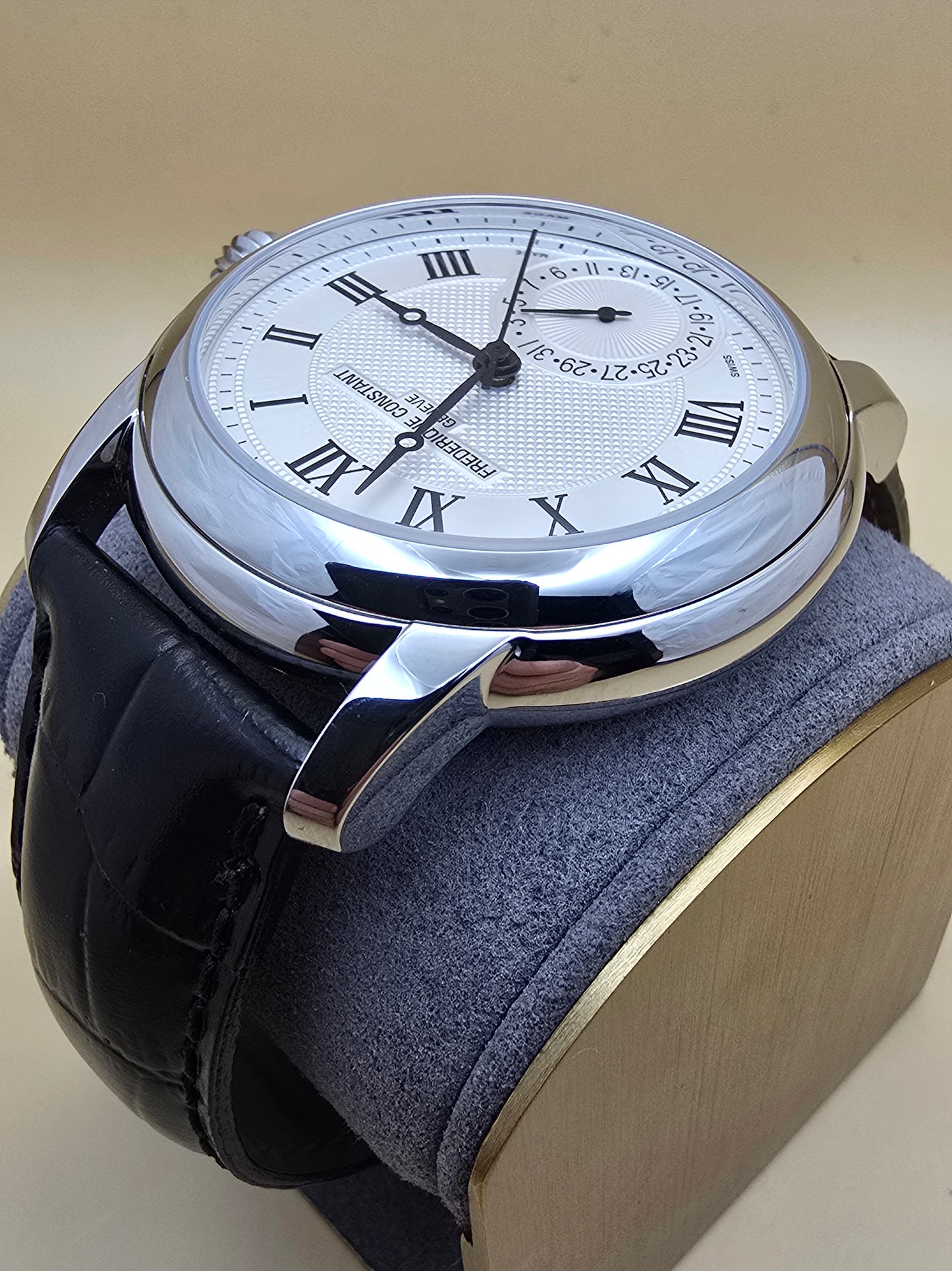 Frederique Constant Classics Manufacture 42mm cutie/supracutie/tag-uri
