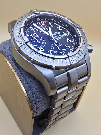 Breitling Avenger Chrono Titanium 44mm full set