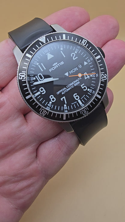 Fortis B42 Cosmonaut Day Date Titanium
