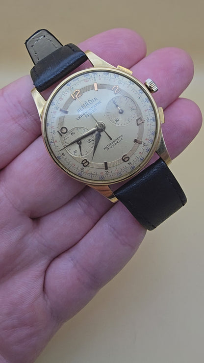 Cronographe Suisse 18K Almadia vintage 1940-1950