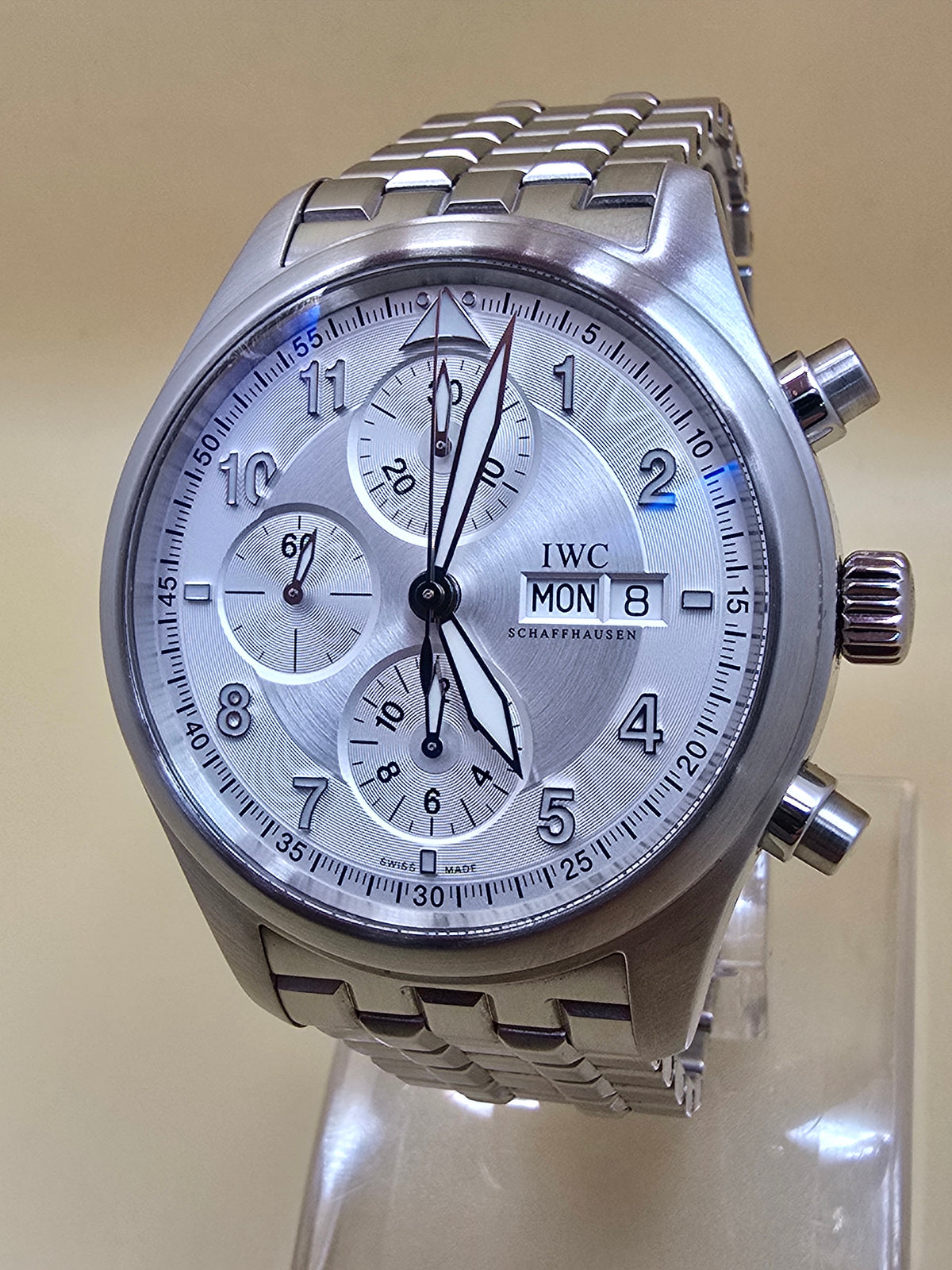 IWC Spitfire Chrono White Dial 42mm 2800eur