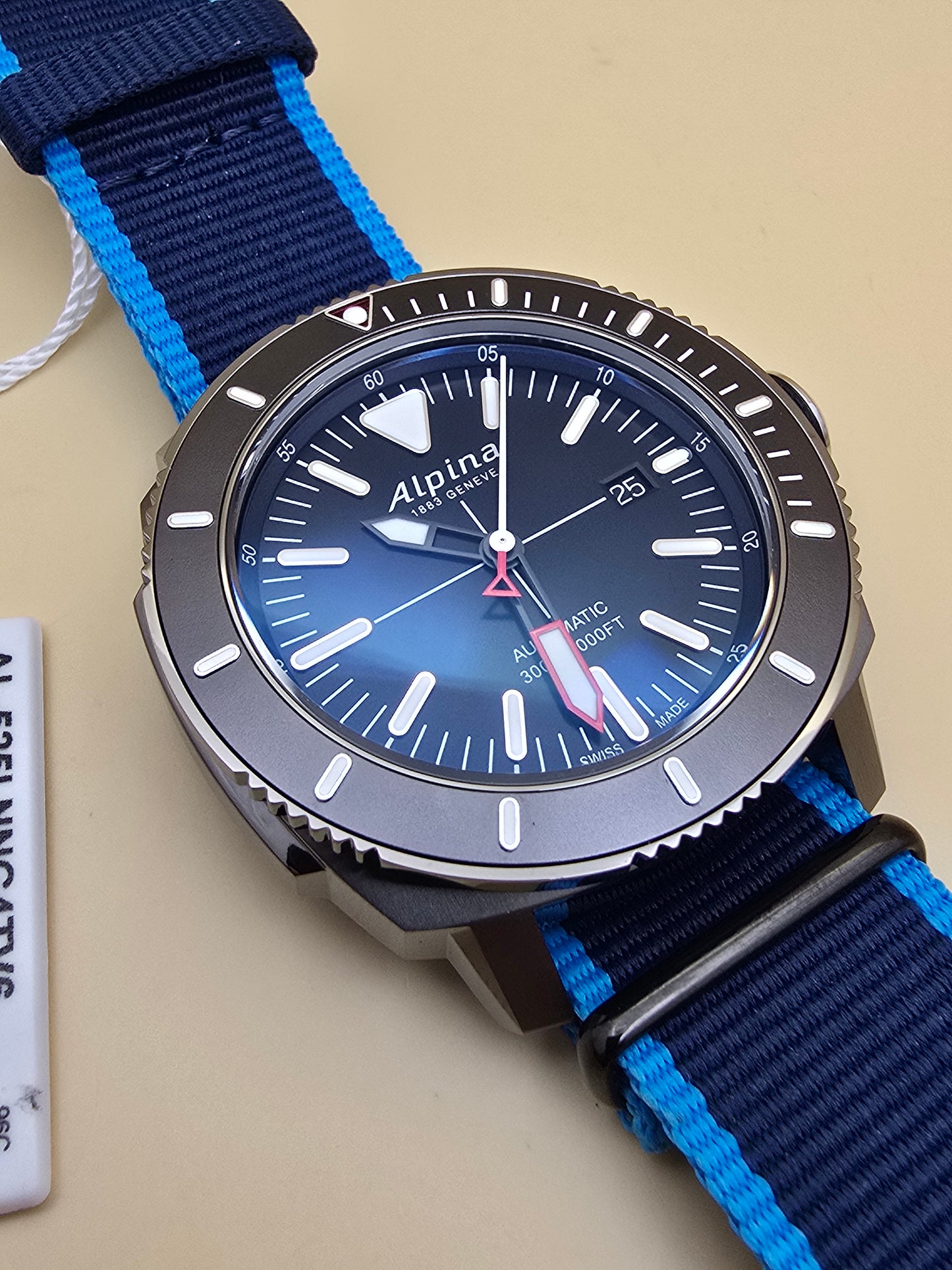 Alpina SeaStrong 300m 44mm nou
