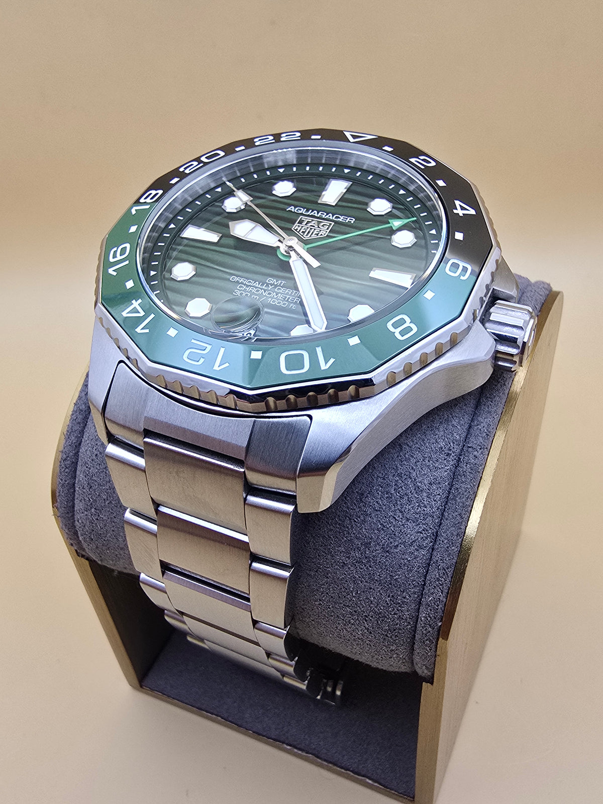 TAG Heuer Aquaracer Green GMT Ceramic 42mm full set 2025