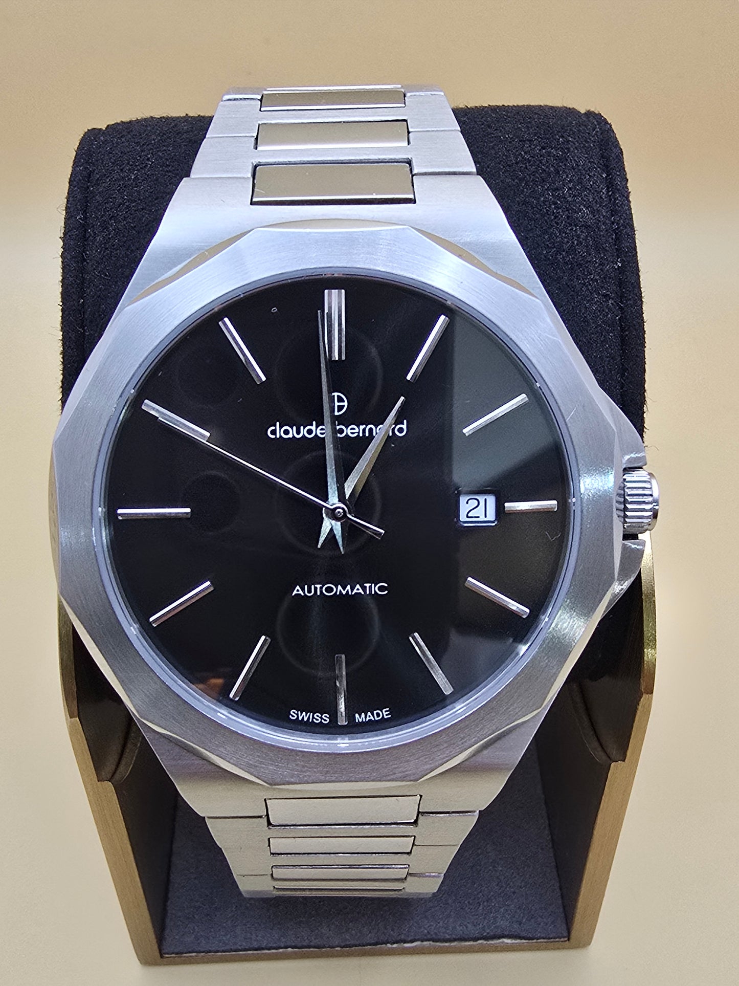 Claude Bernard Clasic Automatic 42mm cutie originală