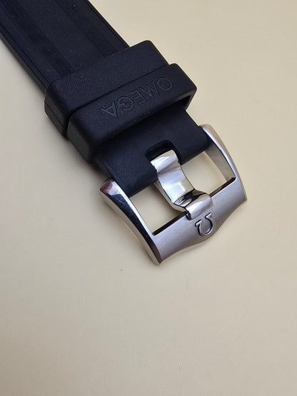 Omega Seamaster Professional 300m Co-Axial 8800 42mm full set 3880Euro