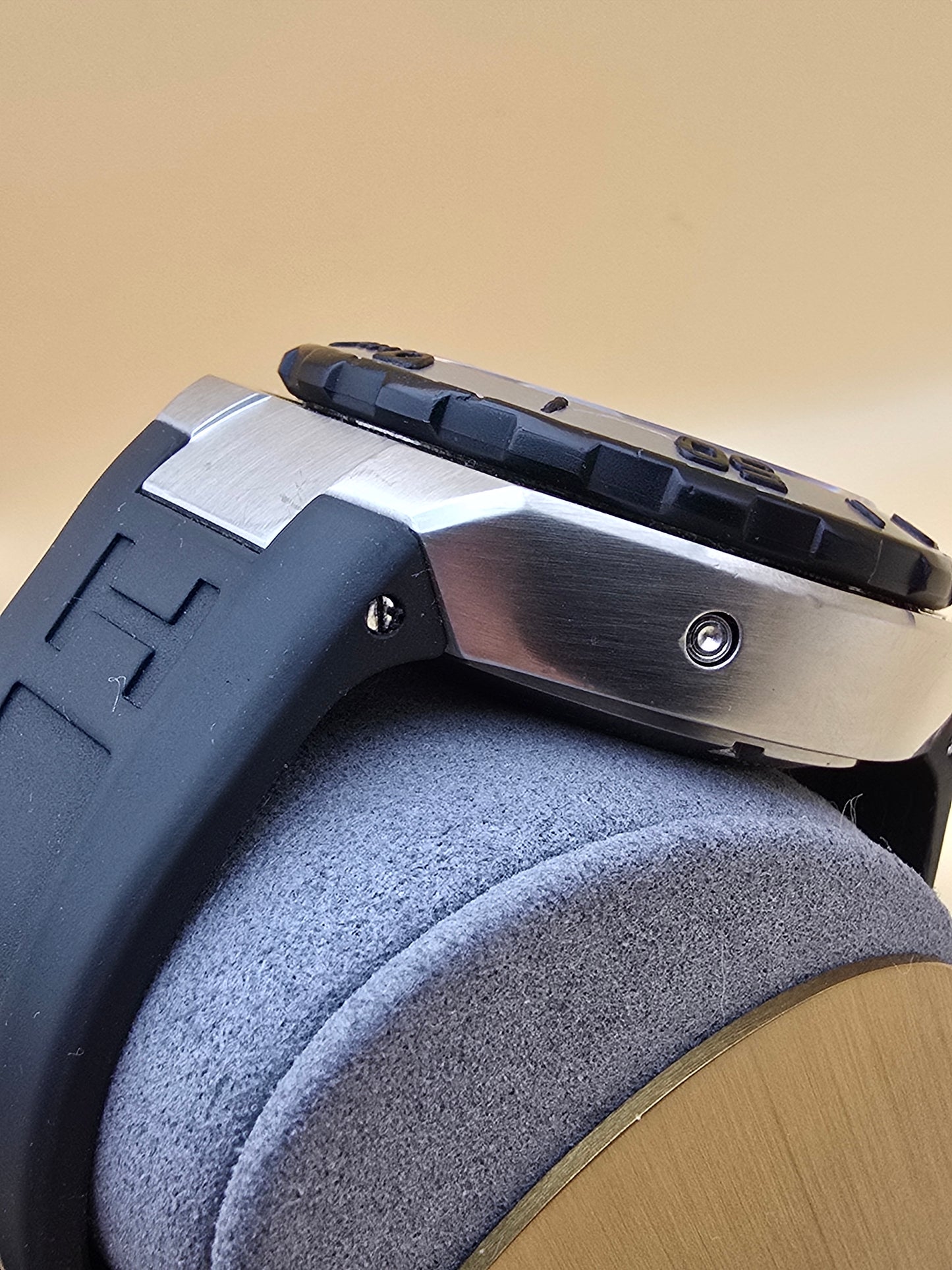 Hamilton Khaki Navy Sub Cronograph cutie