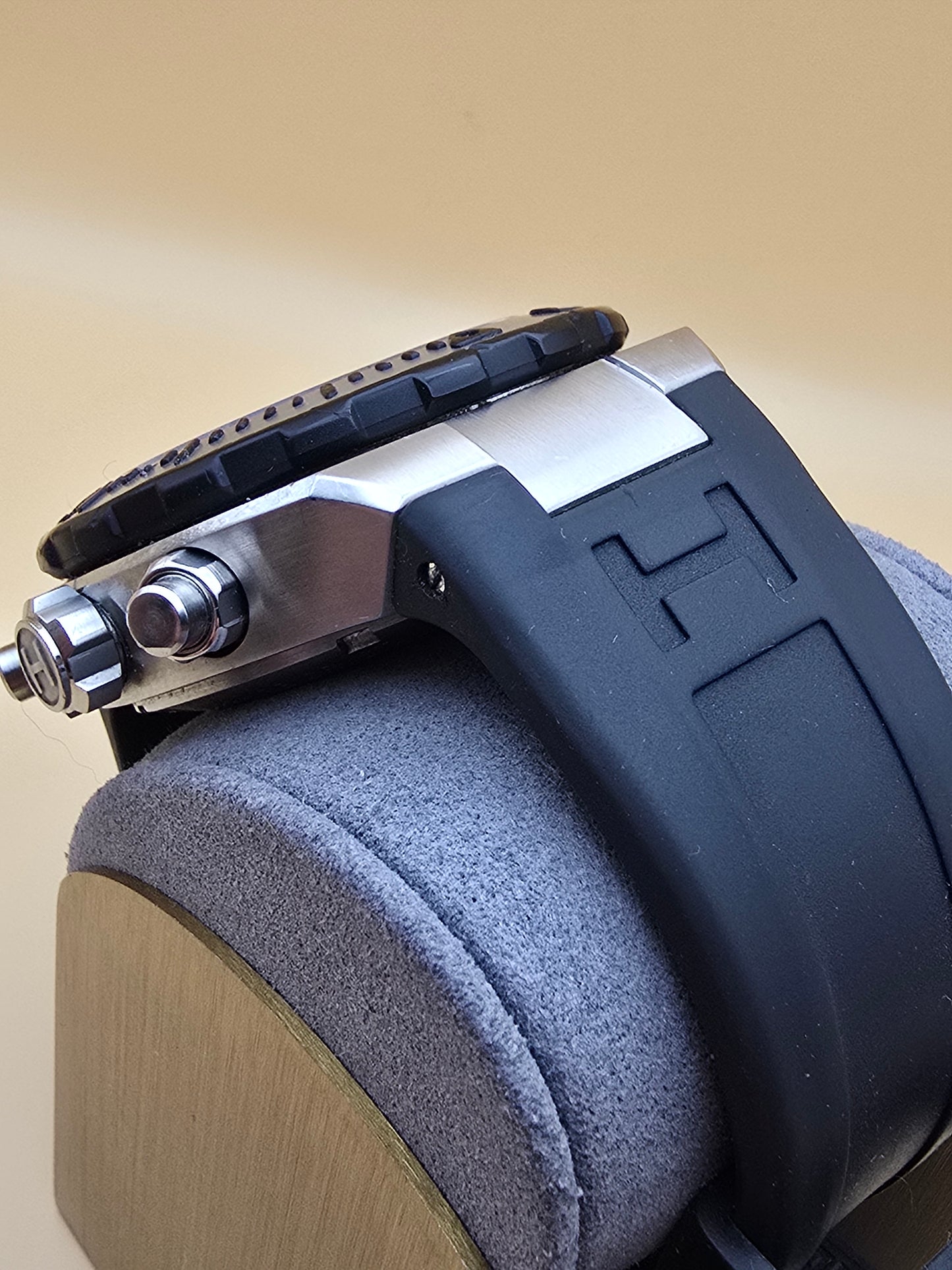 Hamilton Khaki Navy Sub Cronograph cutie