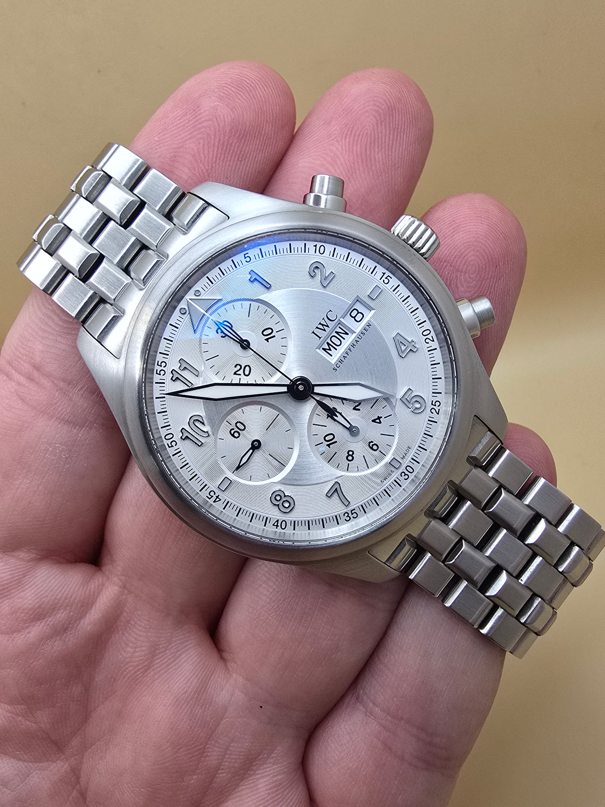 IWC Spitfire Chrono White Dial 42mm 2800eur