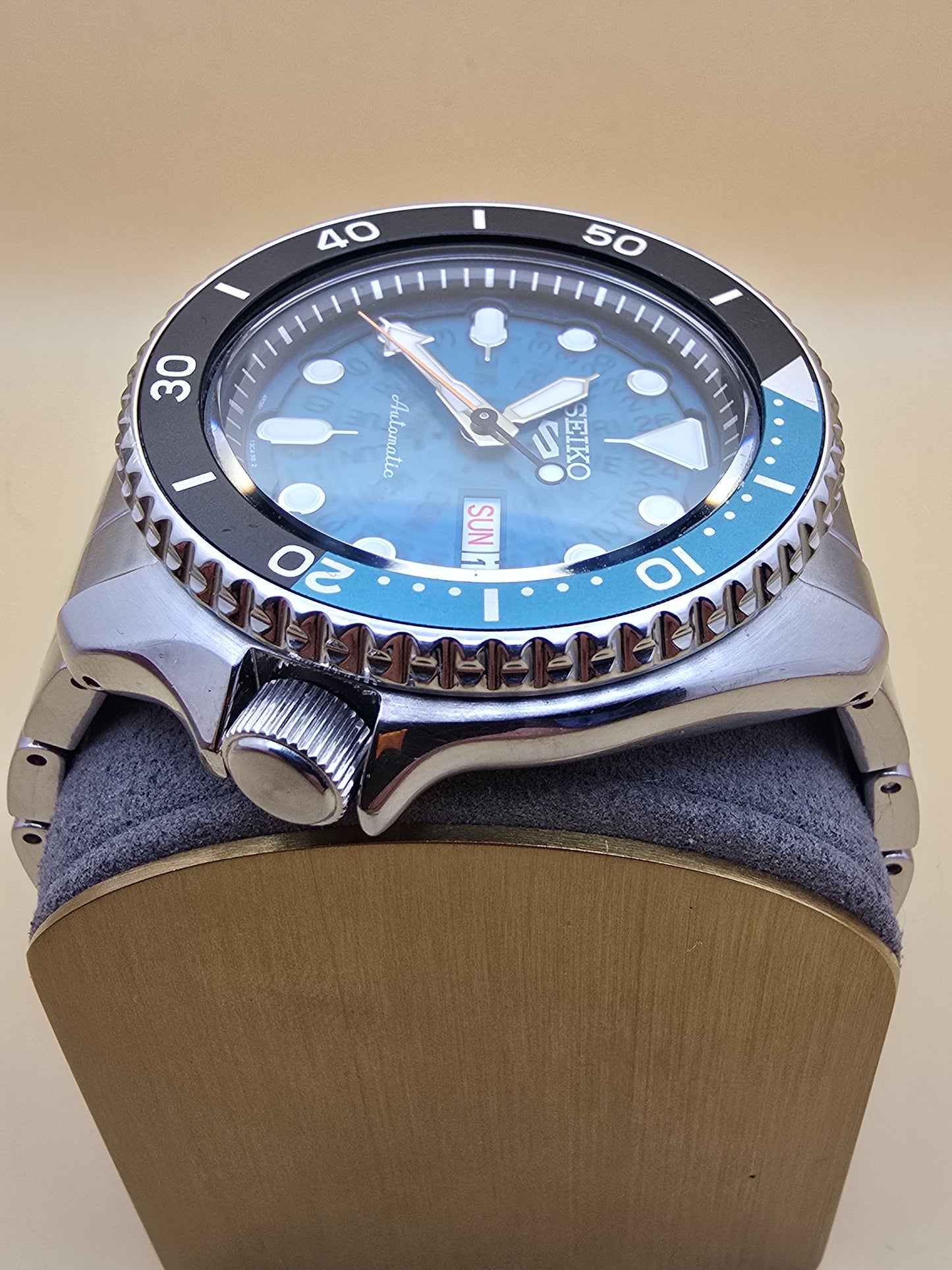 Seiko 5 Diver SKK 42mm cutie rezervat