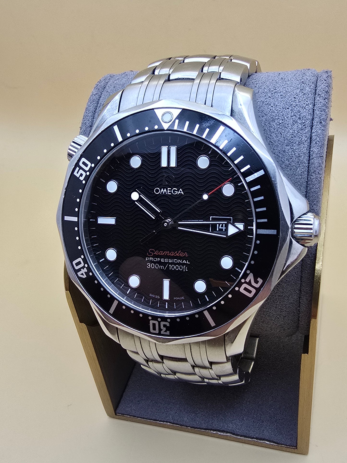 Omega Seamaster 300m Professional Red "Seamaster" 41mm