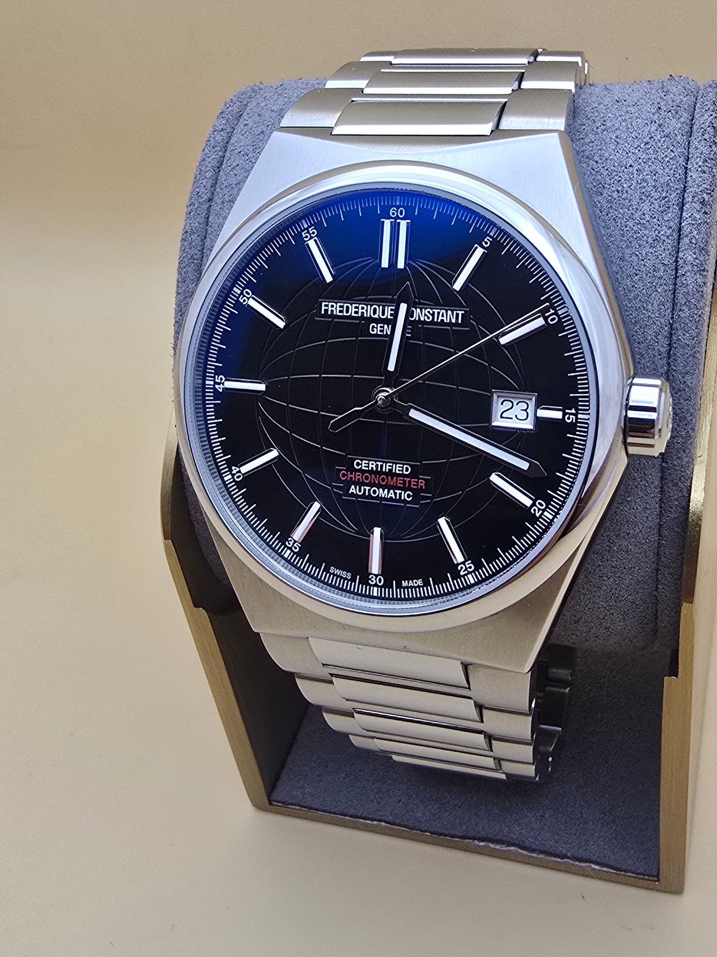 Frederique Constant HighLife Chronometer 39mm full set + extra curea rubber REZERVAT