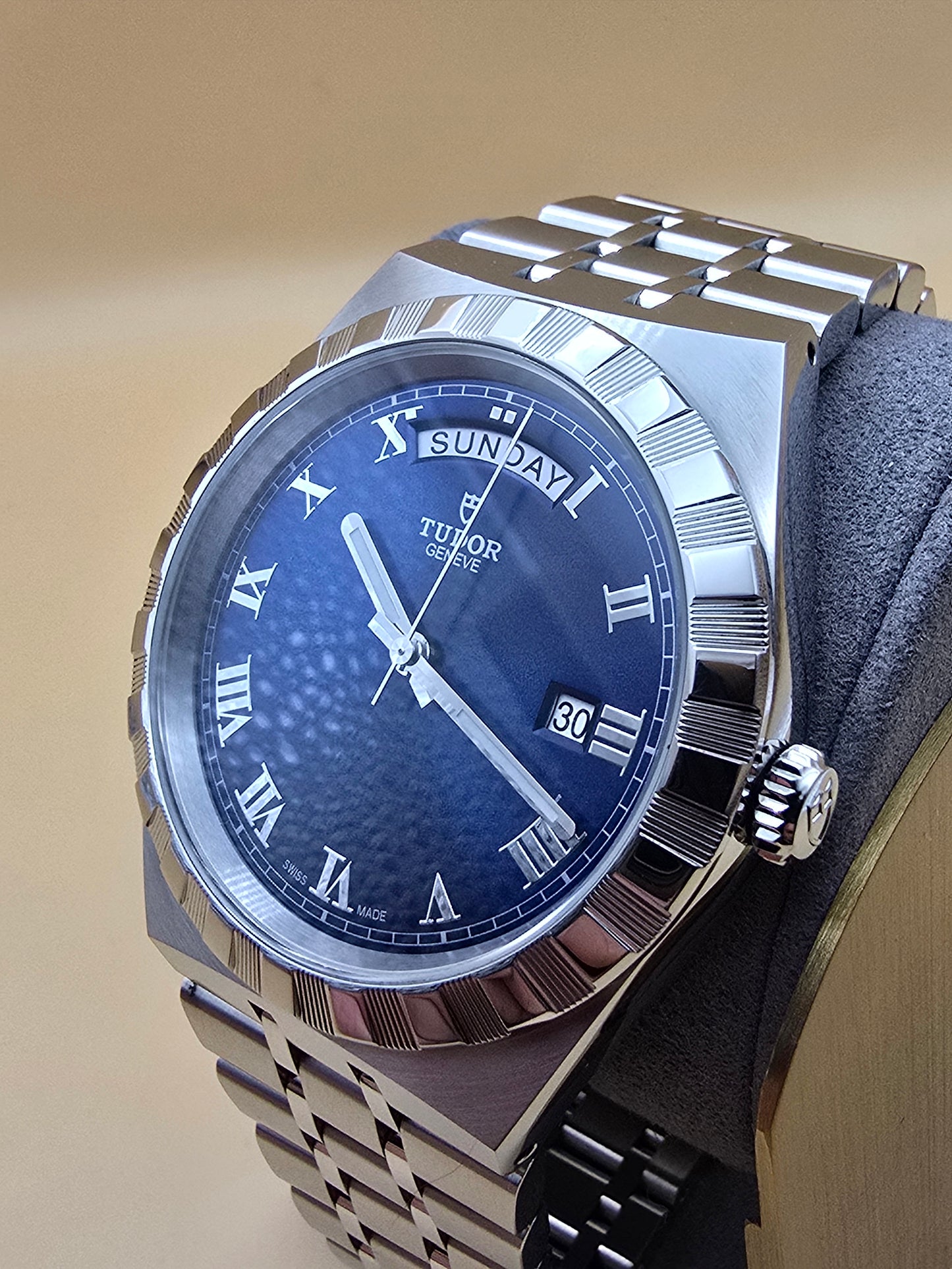 Tudor Royal Blue Full Set