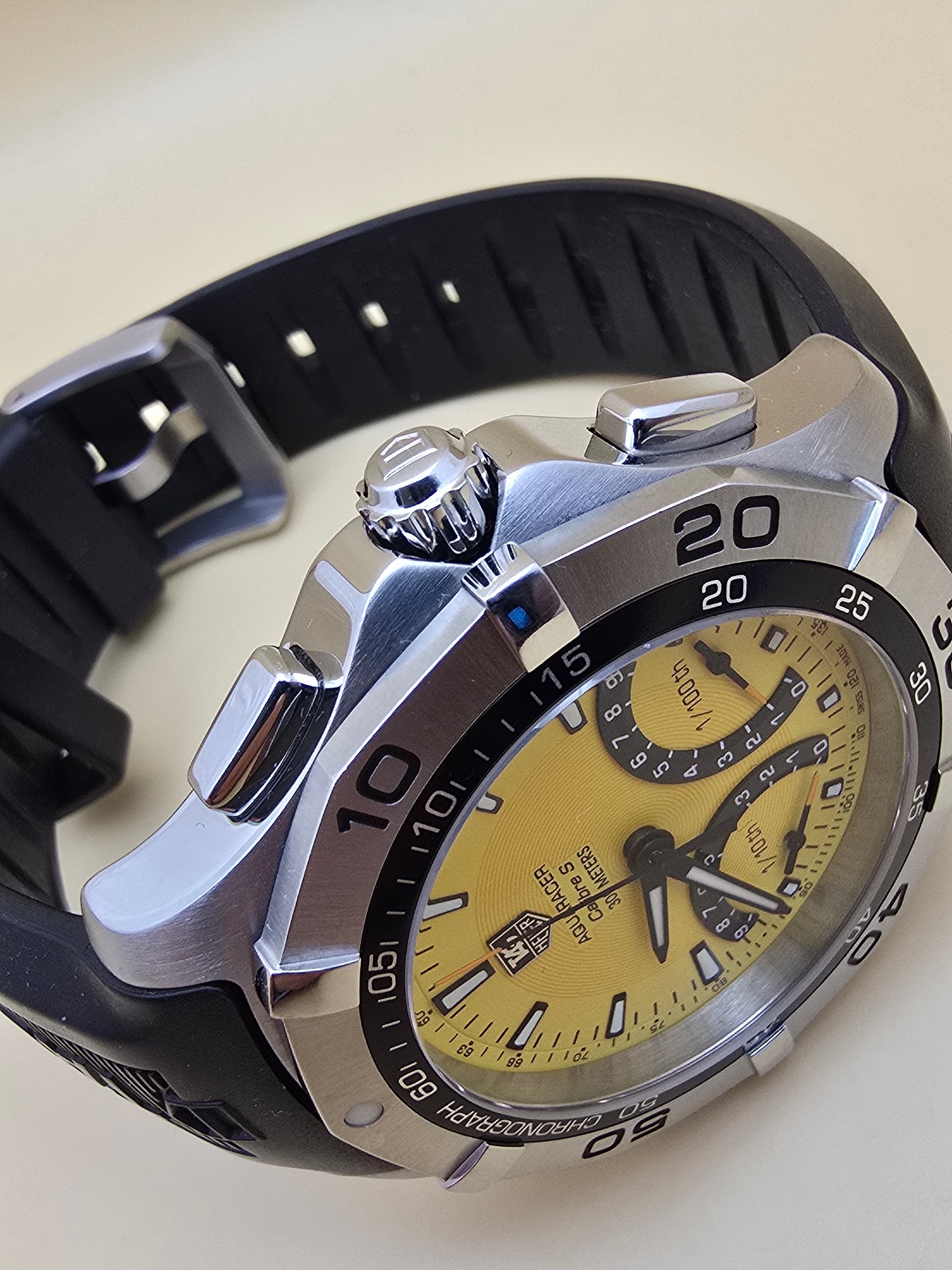 TAG Heuer Aquaracer Yellow Caliber S 43mm full set