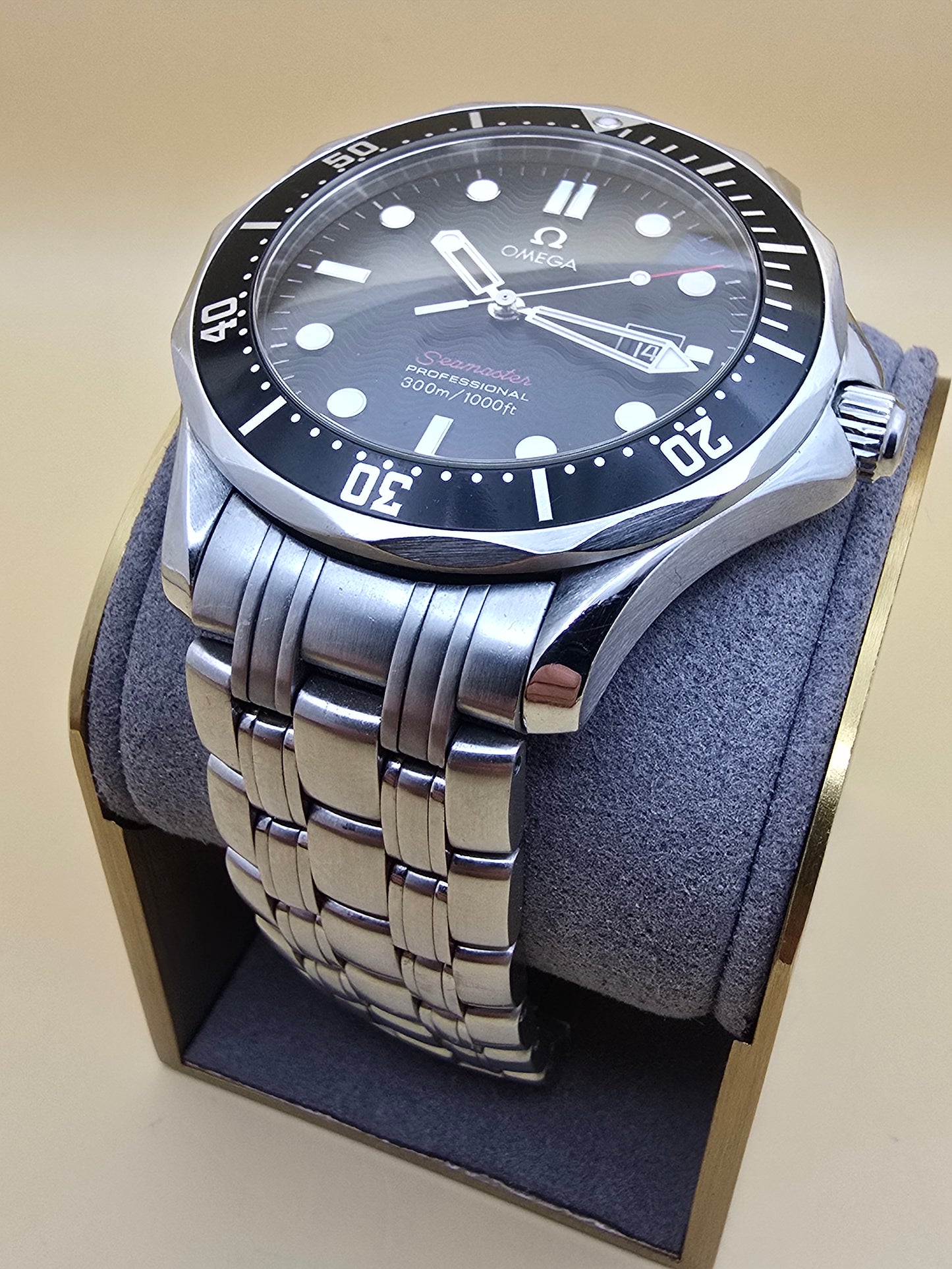 Omega Seamaster 300m Professional Red "Seamaster" 41mm