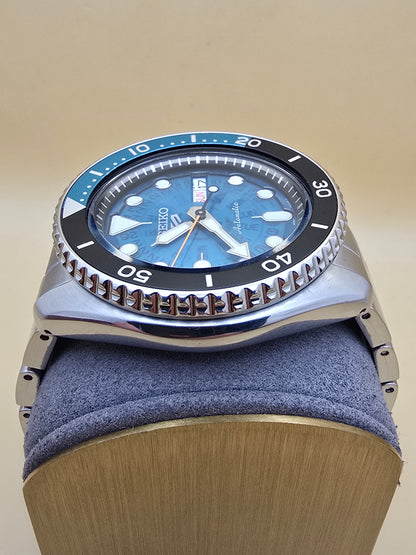 Seiko 5 Diver SKK 42mm cutie rezervat