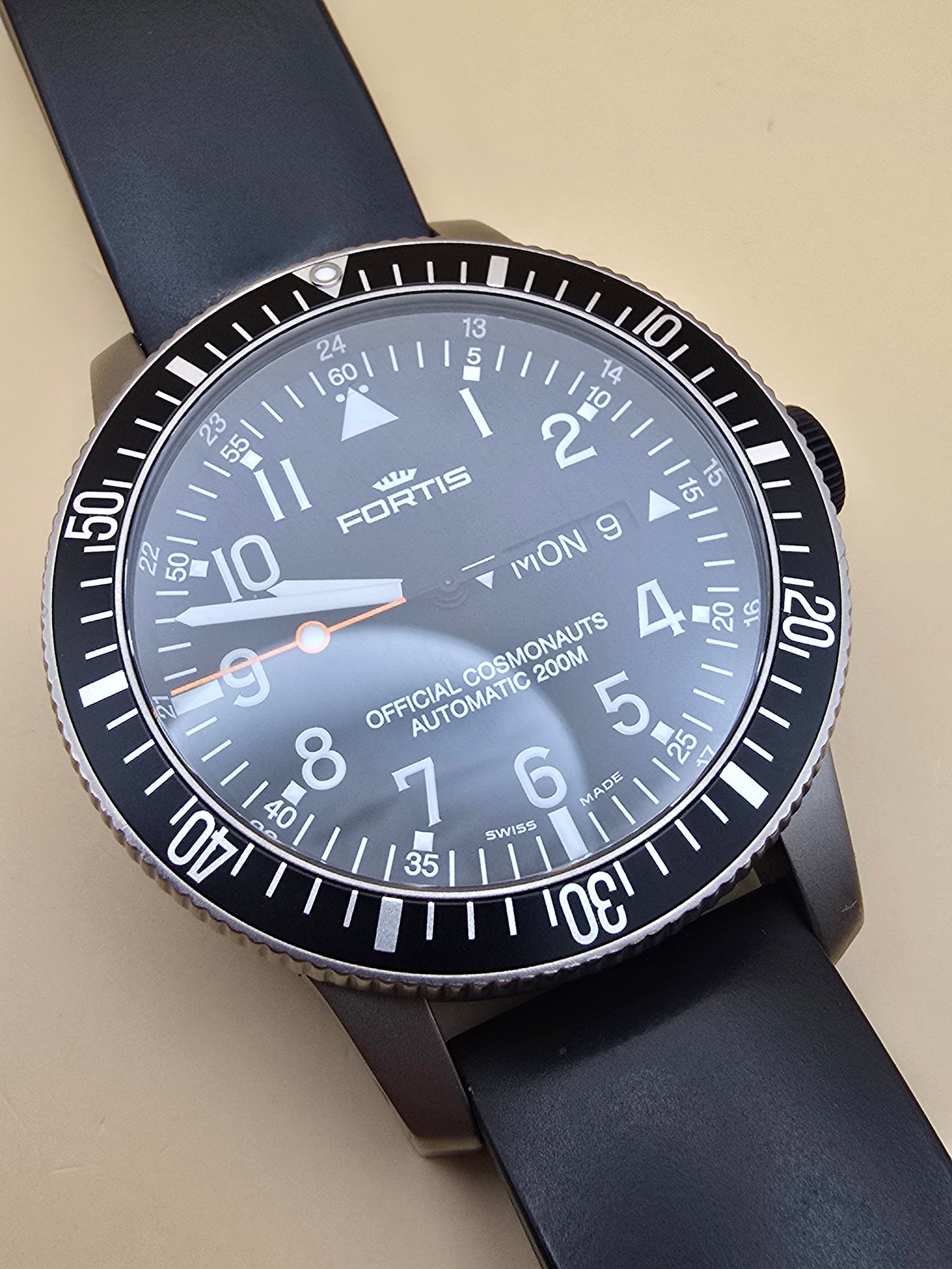 Fortis B42 Cosmonaut Day Date Titanium