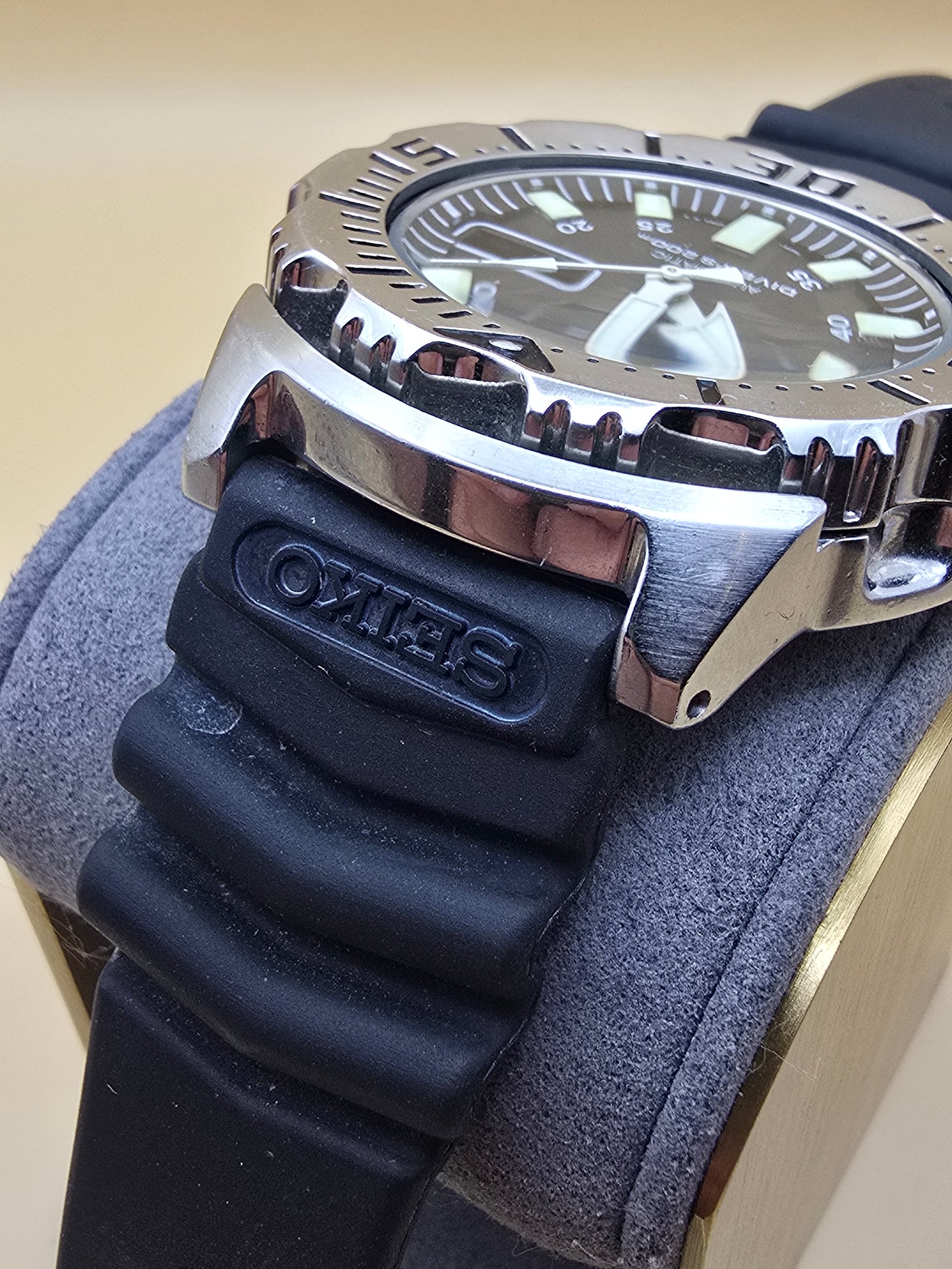 Seiko "Black Monster" first generation