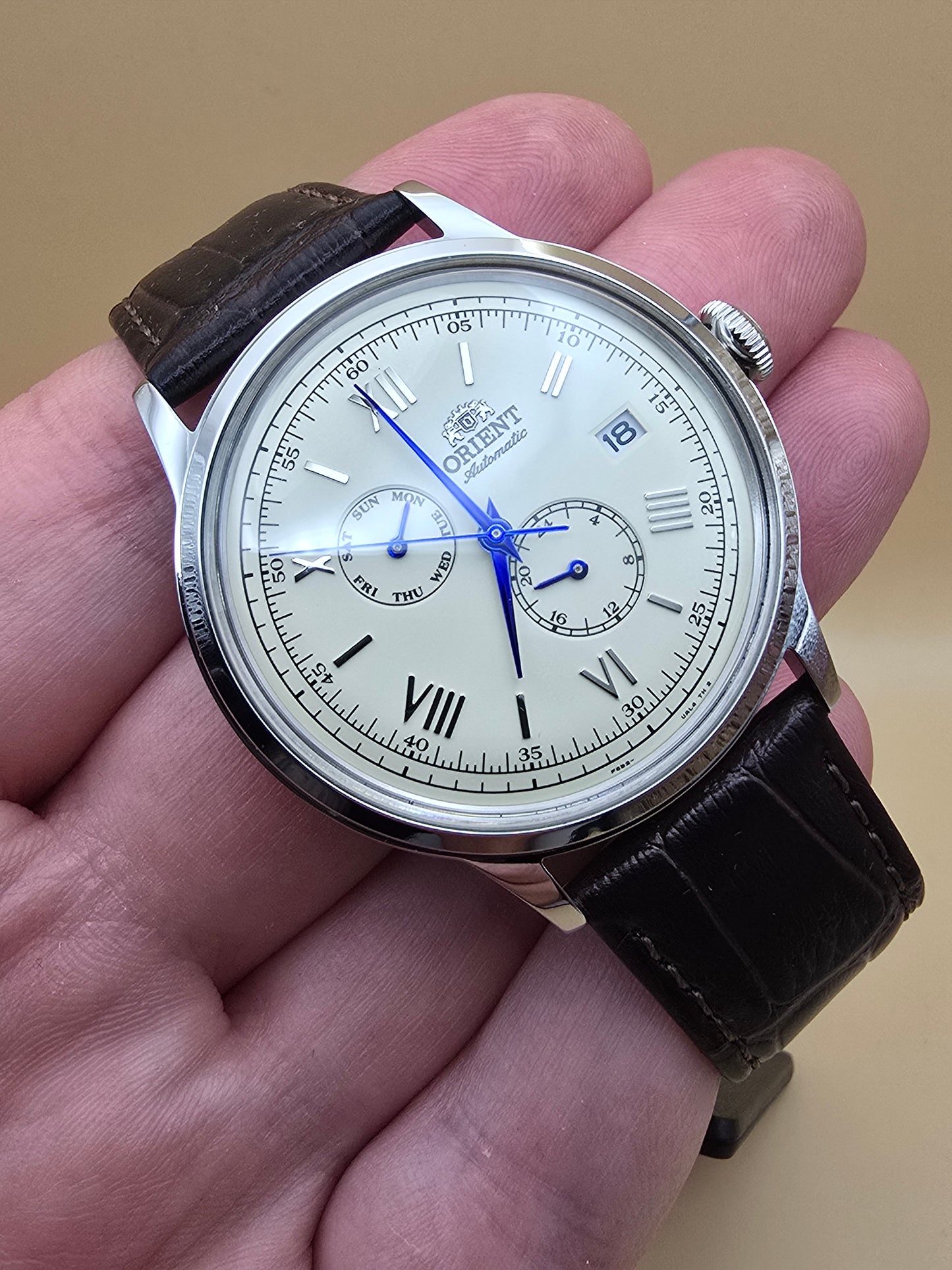 Orient Bambino Multi Dial nou