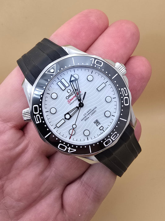 Omega Seamaster Professional 300m Co-Axial 8800 42mm full set 3880Euro