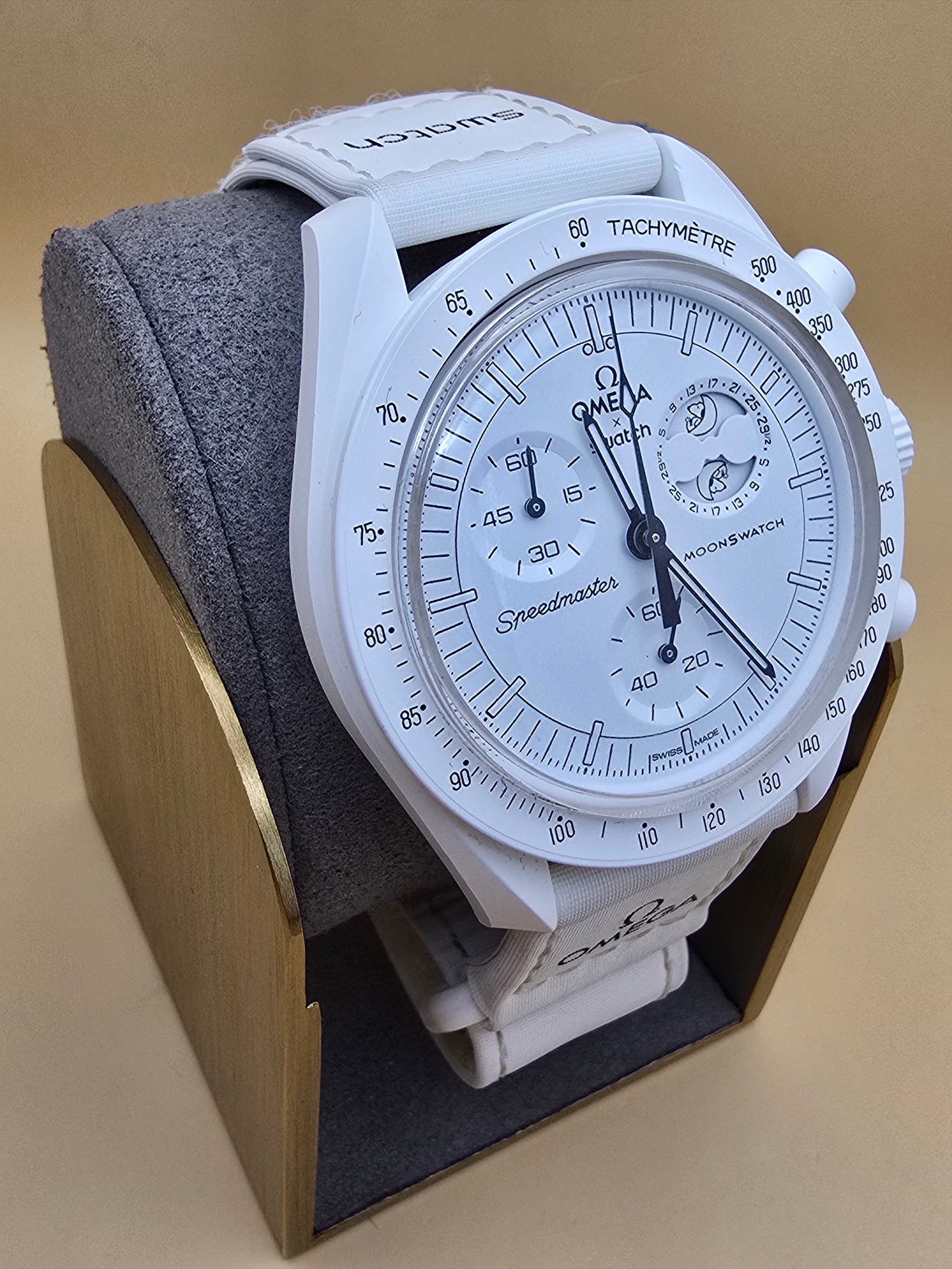 Omega x Swatch Snoopy Mission to the Moonphase white full set