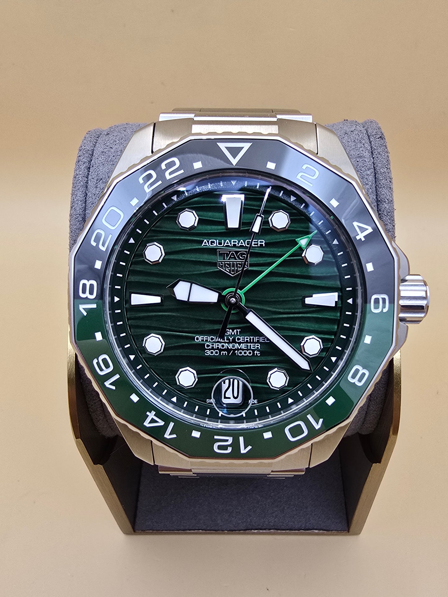 TAG Heuer Aquaracer Green GMT Ceramic 42mm full set 2025
