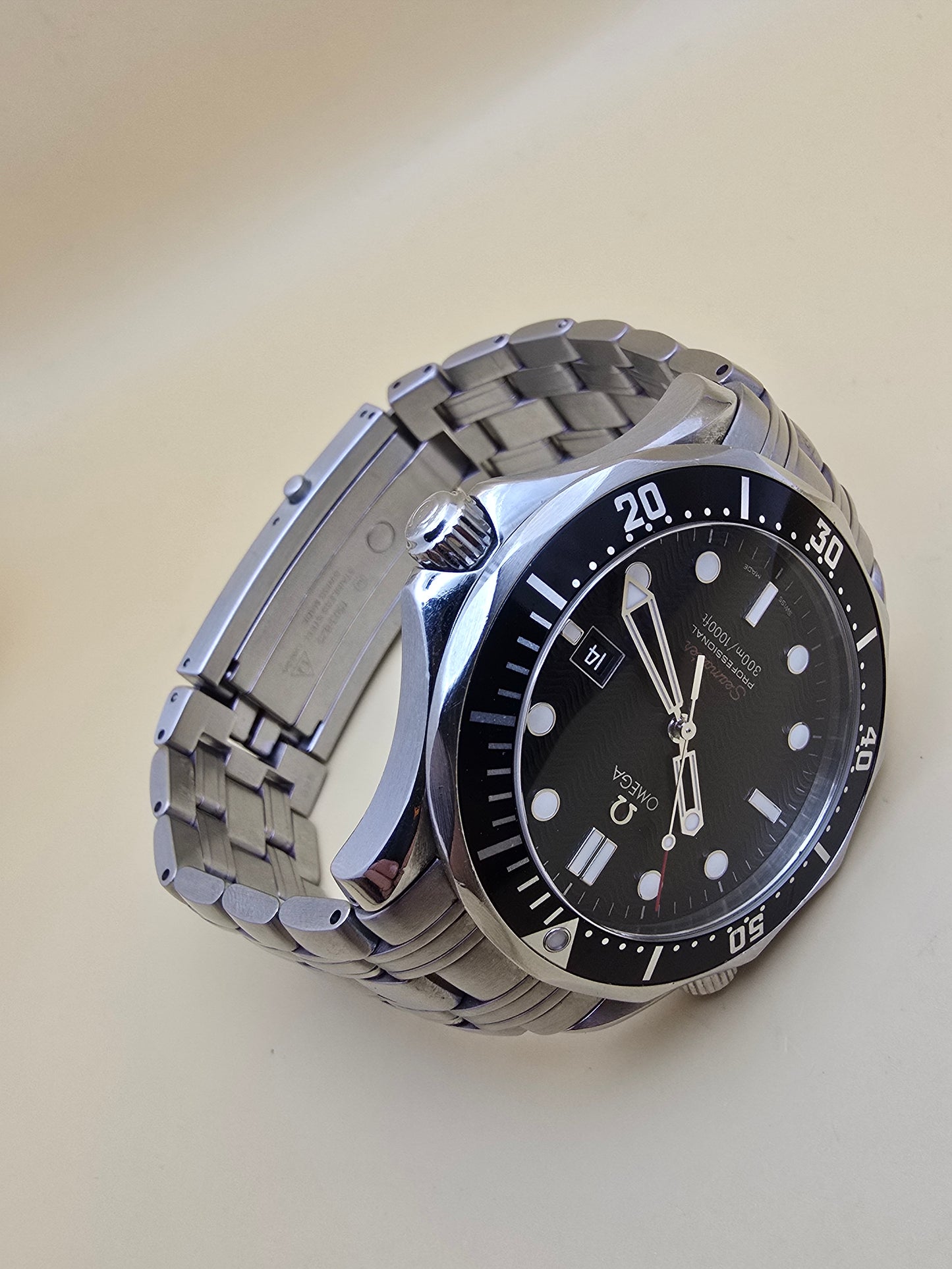 Omega Seamaster 300m Professional Red "Seamaster" 41mm