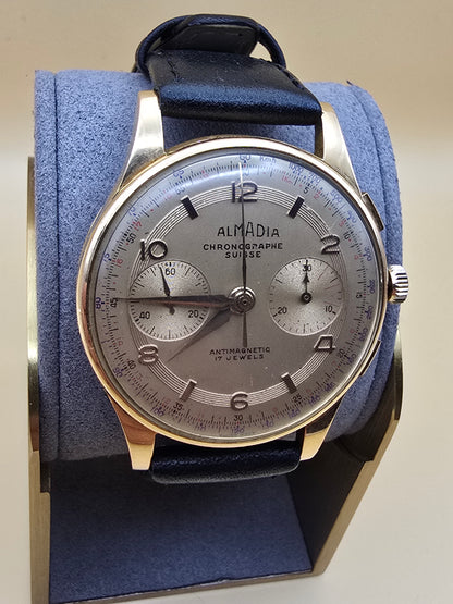 Cronographe Suisse 18K Almadia vintage 1940-1950