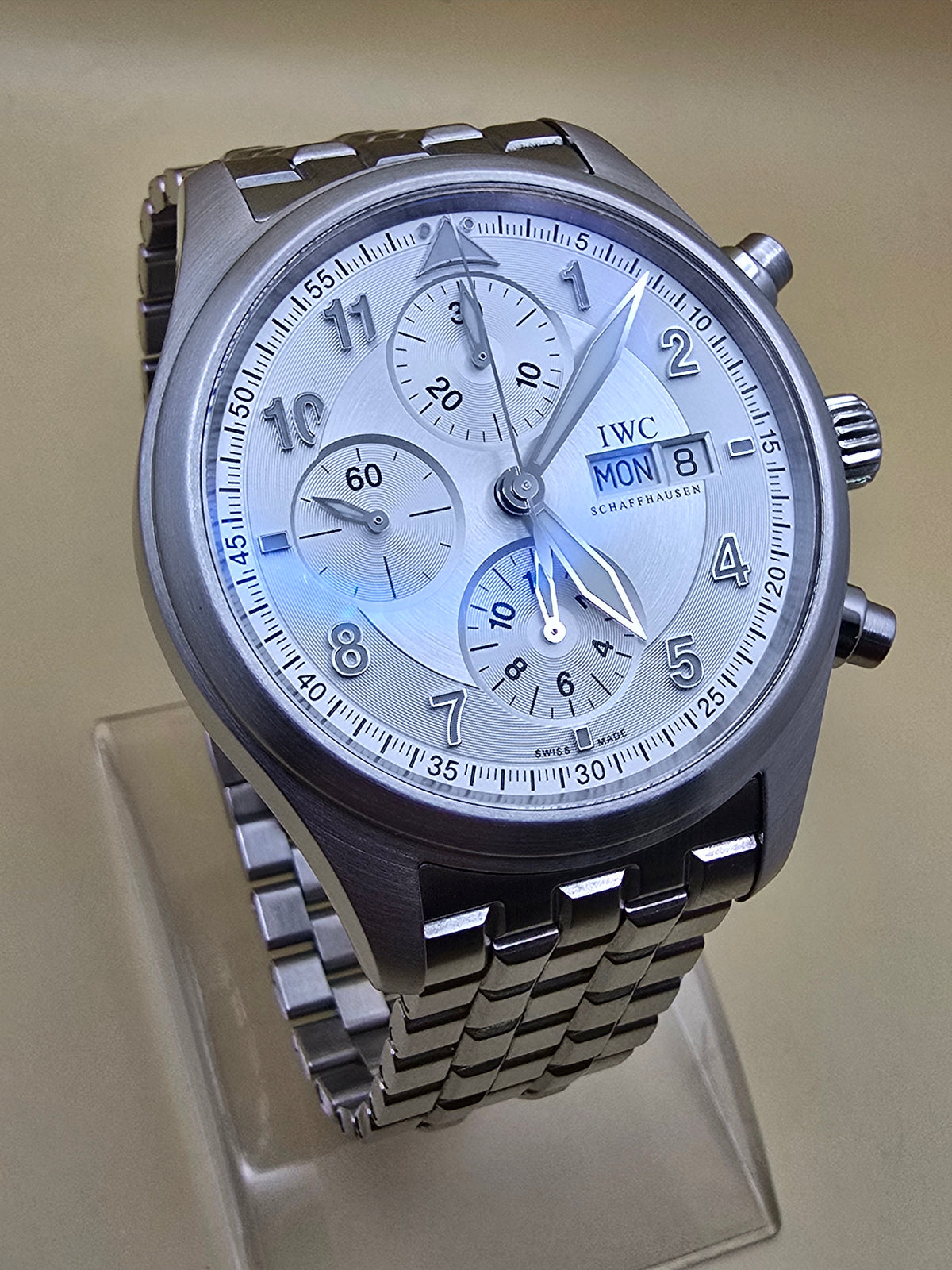 IWC Spitfire Chrono White Dial 42mm 2800eur