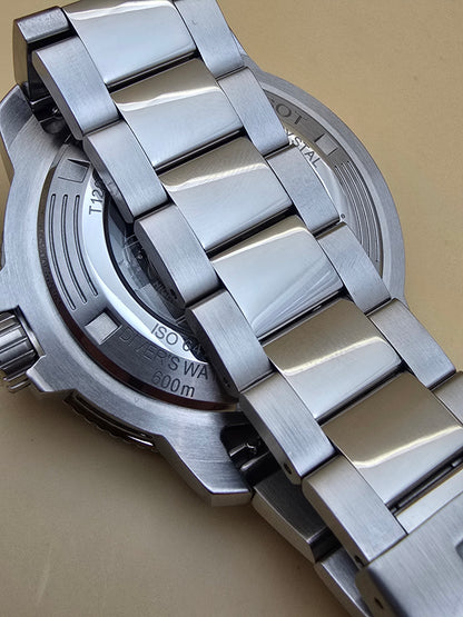 Tissot Seastar 2000 Ceramic 600m Powermatic80 46mm cutie/acte